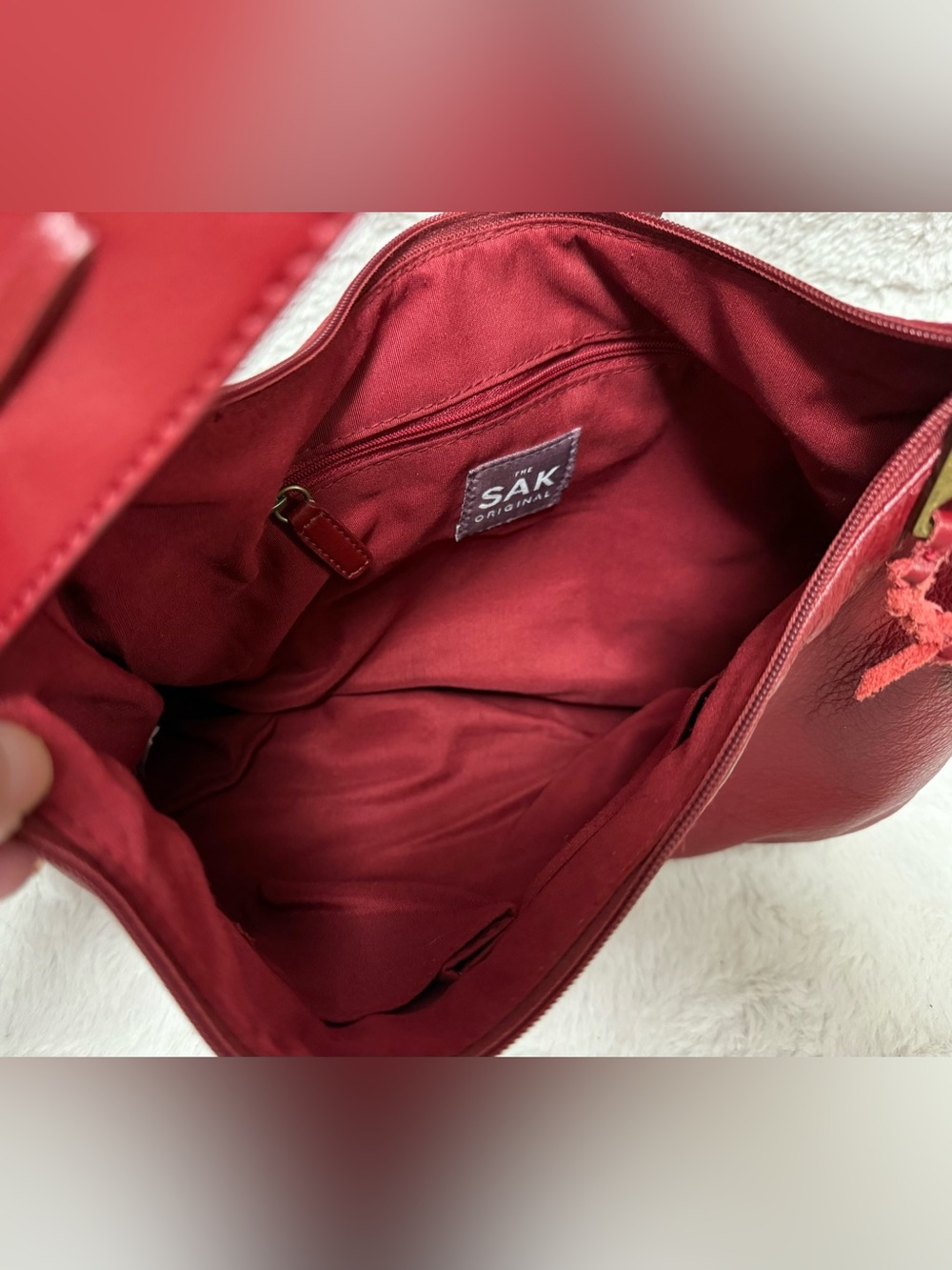 The Sak Red Vintage Leather Hobo Bag - Picture 12 of 15